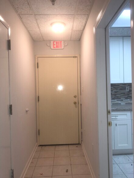 More Photos Of 2306 West St, Union City Auto Repair For Lease