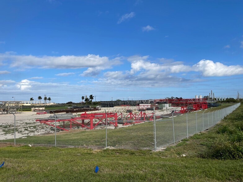 More Photos Of 500 Orange Avenue Cir, Belle Glade Land For Lease