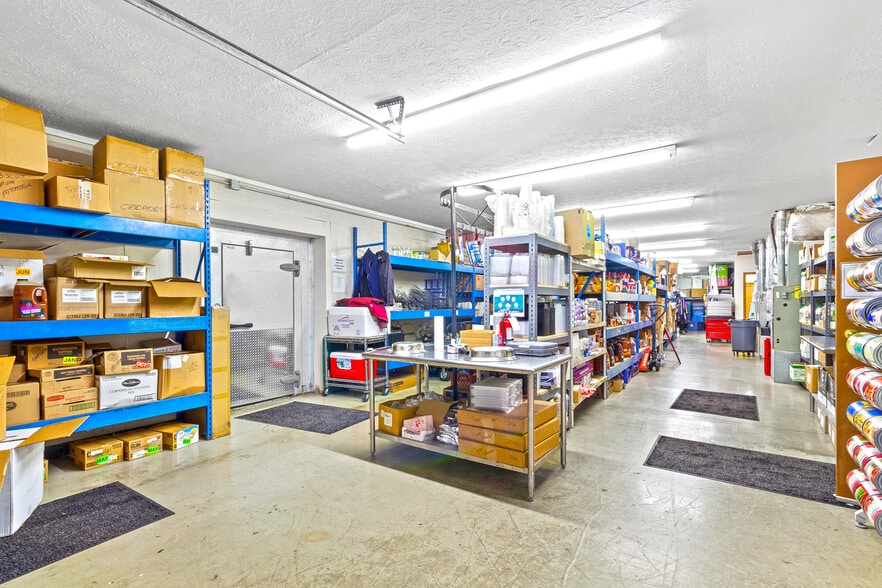 More Photos Of 1542 E Greyhound Pass, Carmel Medical For Lease