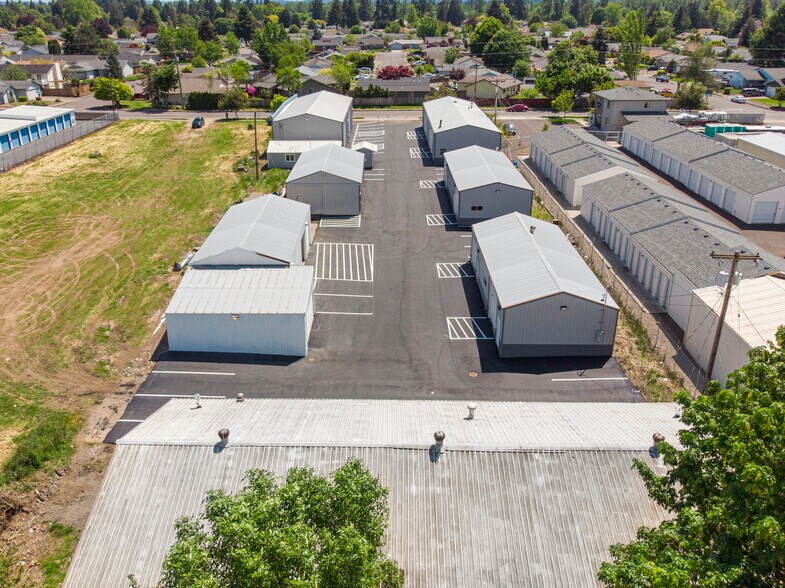 More Photos Of 1091 Chemawa, Keizer Warehouse For Lease