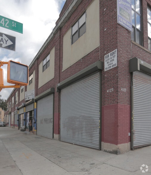 More Photos Of 207-229 42nd St, Brooklyn Warehouse For Lease