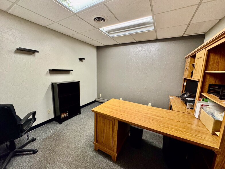 More Photos Of 1050 Triplett Blvd, Akron Warehouse For Sale