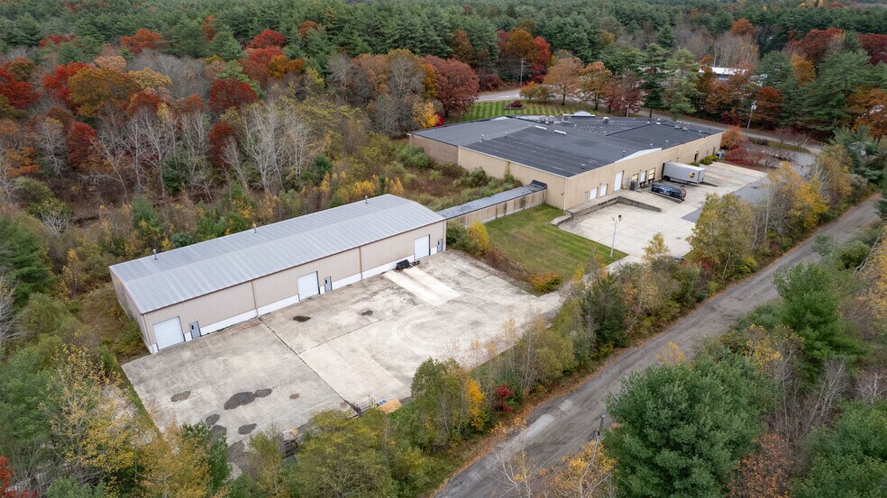 More Photos Of 121 Franklin St, Hanson Manufacturing For Sale