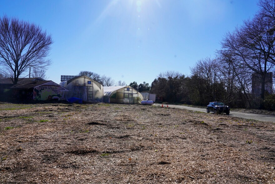 More Photos Of 2200 Reynolds Dr SW, Atlanta Land For Sale