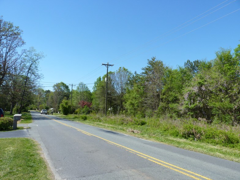 More Photos Of 2423 Belmeade Dr, Charlotte Land For Sale