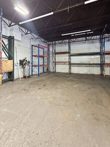 More Photos Of 209 Factory Ave, Syracuse Flex For Lease