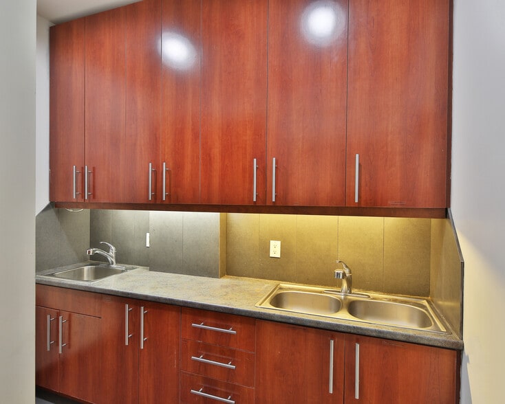 More Photos Of 261-269 S San Pedro St, Los Angeles Apartments For Sale