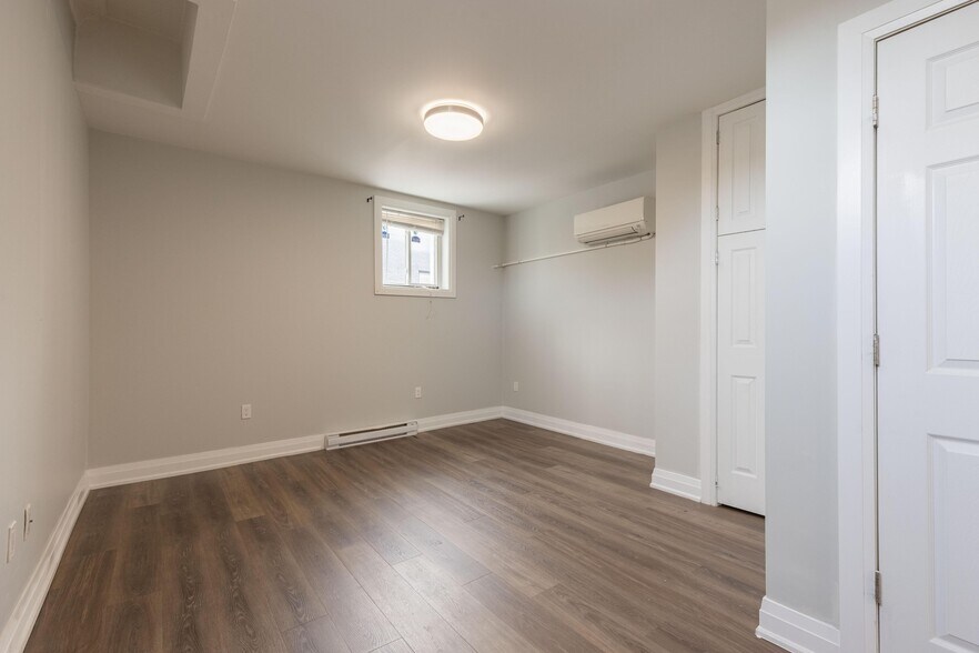 More Photos Of 233-239 St Paul St, St Catharines Multifamily For Sale