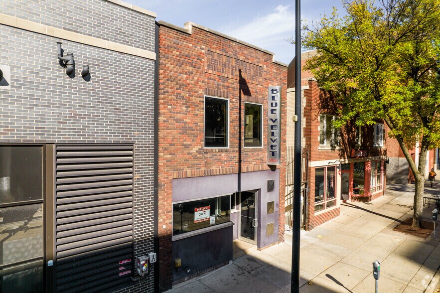 More Photos Of 430 W Gilman St, Madison Bar For Sale