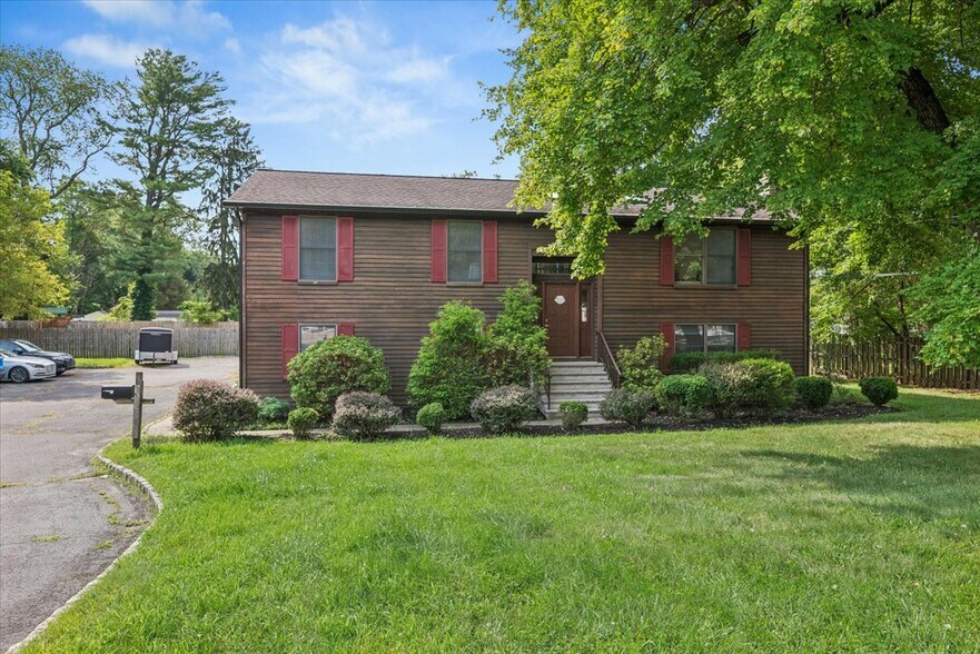 More Photos Of 1924 US Highway 22, Bound Brook Office For Sale