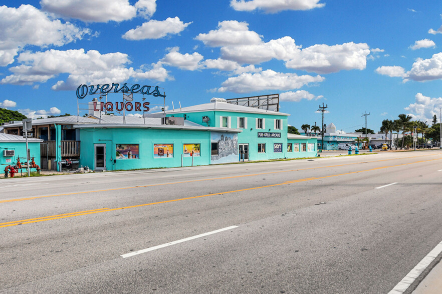 Primary Photo Of 3574 Overseas Hwy, Marathon Restaurant For Sale