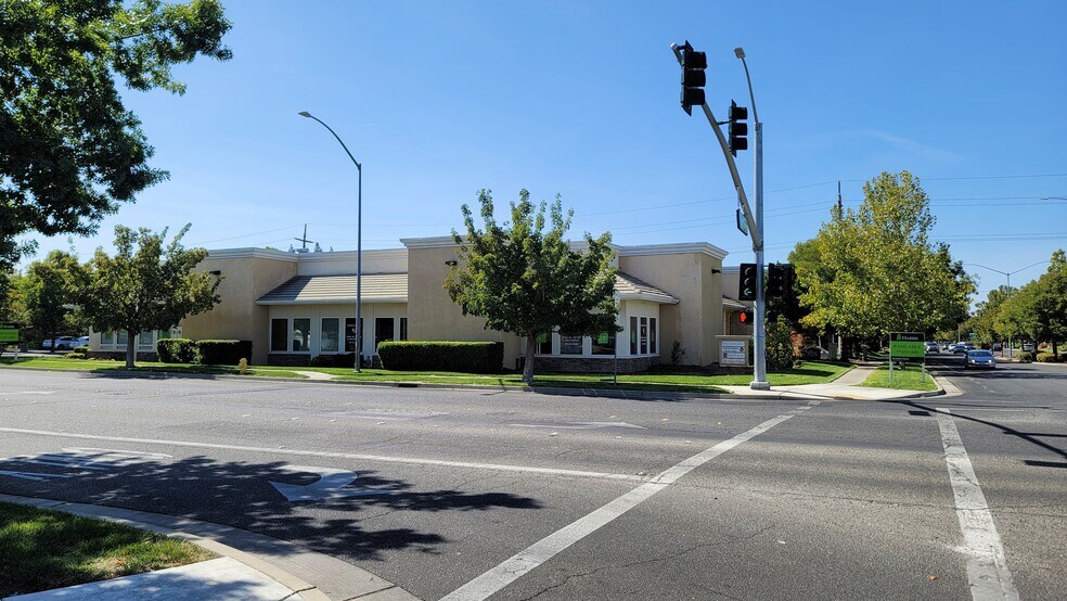 More Photos Of 2000 Notre Dame Blvd, Chico Office For Lease