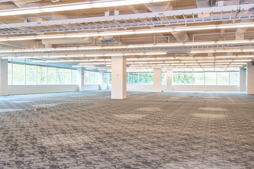 More Photos Of 1467 Rt 31 S, Annandale Office For Sale
