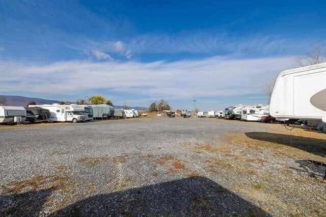 More Photos Of 13663 Spotswood Trail, Elkton Self Storage For Sale