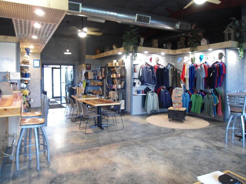 More Photos Of 464 Rifle Range Rd, Lewistown Golf Course Driving Range For Sale