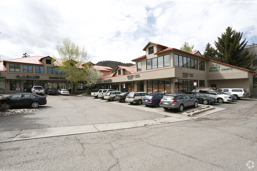 Primary Photo Of 150 E Beaver Creek Blvd, Avon Storefront Retail Office For Sale