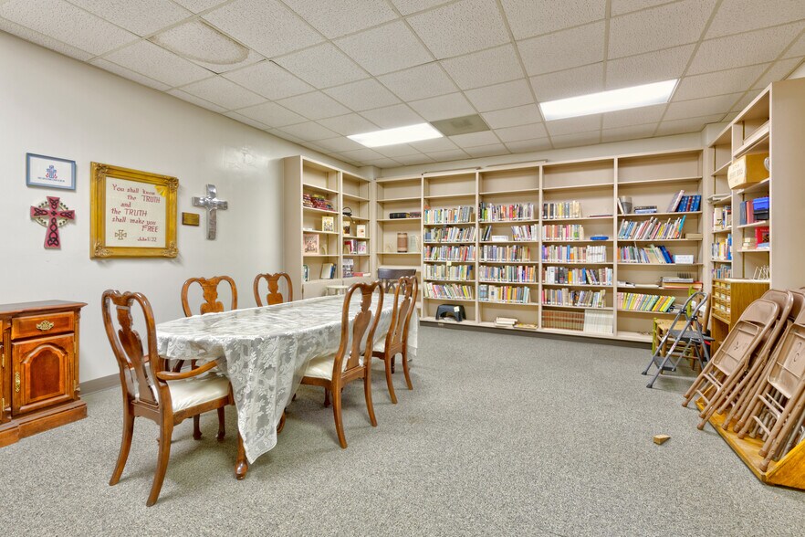 More Photos Of 4515 S 14th St, Abilene Religious Facility For Sale