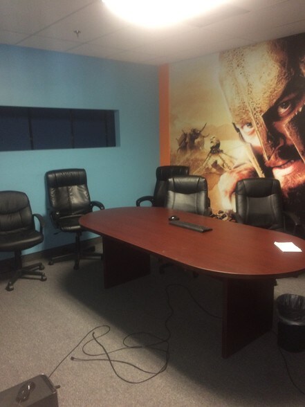 More Photos Of 4050 Westgate Ave, West Palm Beach Showroom For Lease