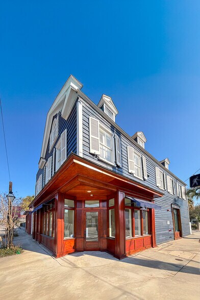 Primary Photo Of 171 Spring St, Charleston Storefront Retail Residential For Lease