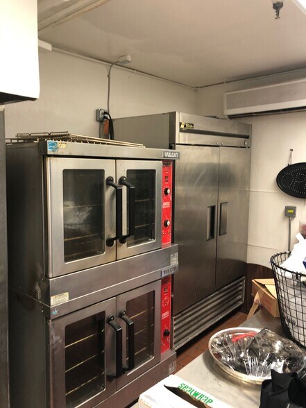 More Photos Of 2434 18th St NW, Washington Restaurant For Lease