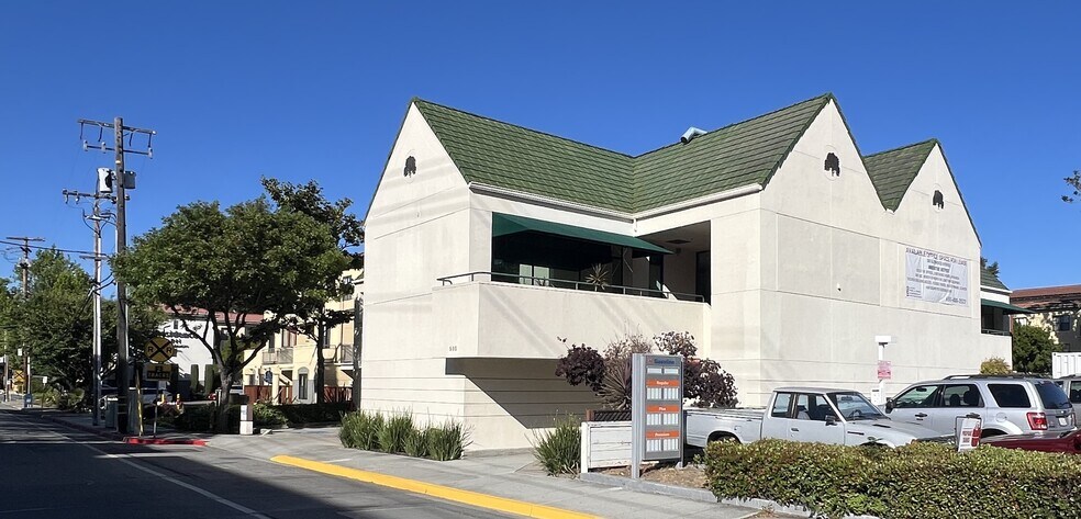 More Photos Of 585 Glenwood Ave, Menlo Park Office Residential For Lease