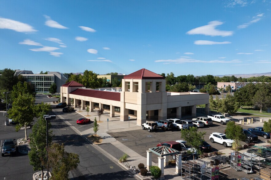 More Photos Of 6450 S Virginia St, Reno Freestanding For Sale