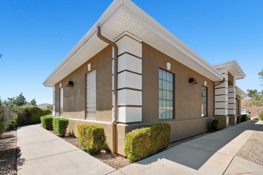 More Photos Of 804 Ainsworth Dr, Prescott Medical For Lease