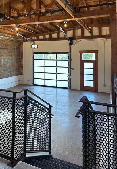 More Photos Of 1801-1821 E Main St, Ventura Unknown For Lease