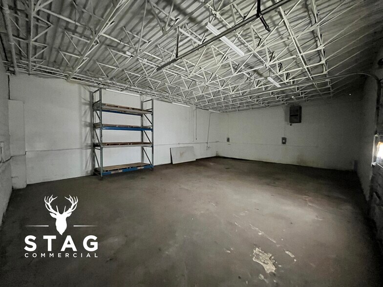 More Photos Of 201 Eagle Dr, Denton Storefront Retail Office For Lease