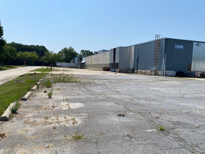 More Photos Of 1101 Syphrit Rd, Wellford Land For Lease