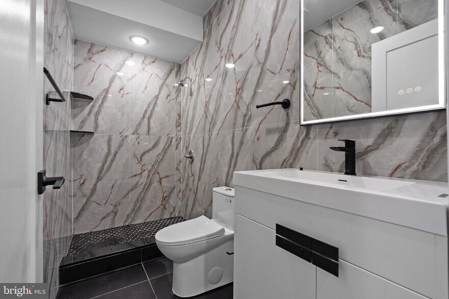 More Photos Of 2146 N Front St, Philadelphia Multifamily For Sale