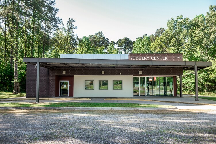 More Photos Of 17170 I-12 Service rd, Ponchatoula Medical For Sale