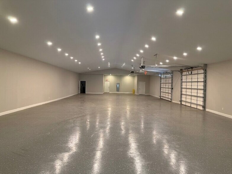 More Photos Of 8635 W Goodman Ln, Homosassa Industrial For Sale