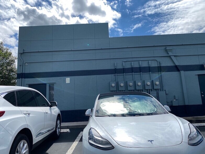 More Photos Of 7351 W Oakland Park Blvd, Fort Lauderdale Office For Sale