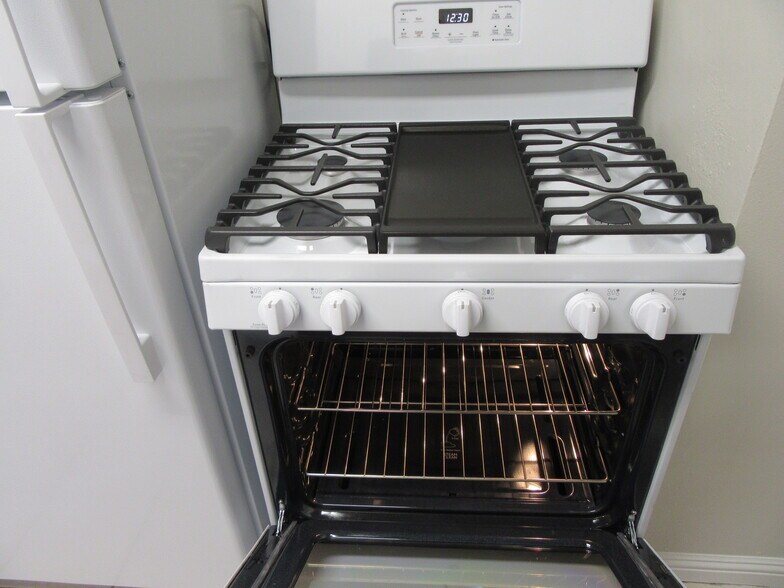 More Photos Of 310 Gladys Ave, Mountain View Apartments For Sale