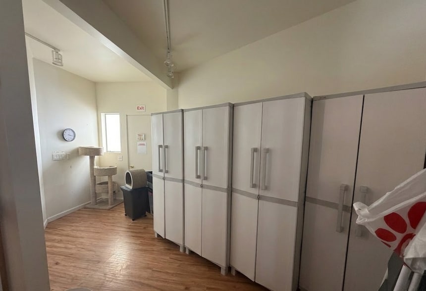 More Photos Of 1000-1010 Torrey Pines Rd, La Jolla Storefront For Lease