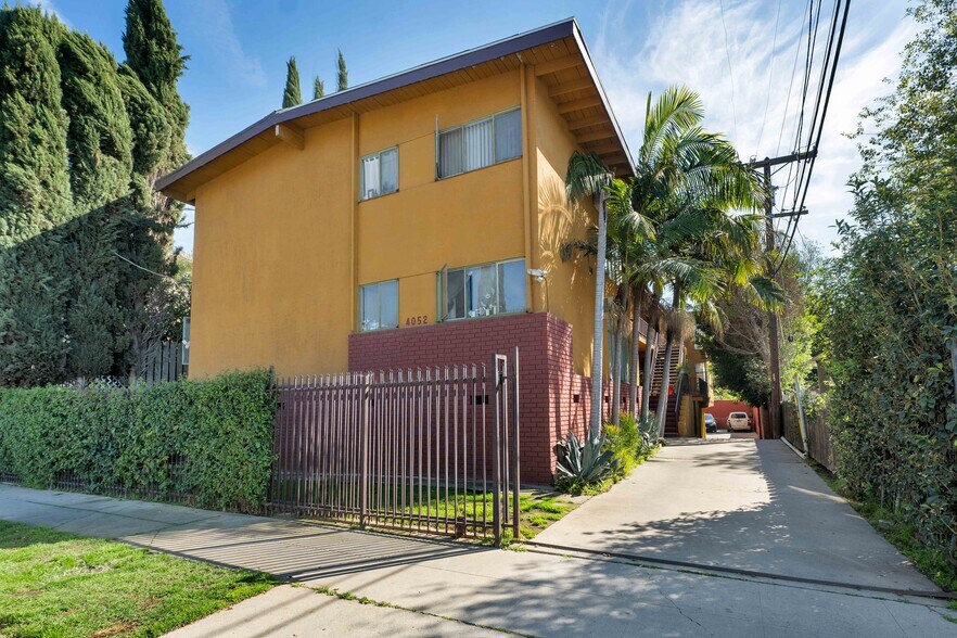 More Photos Of 4052 Chevy Chase Dr, Griffith Apartments For Sale