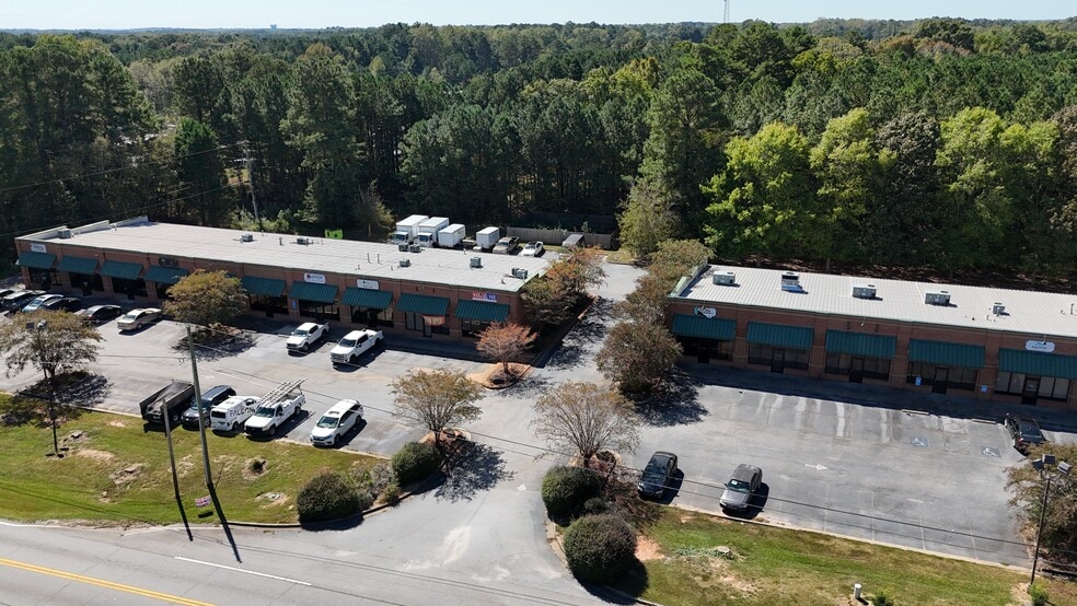 More Photos Of 116 Tyrone Palmetto Rd, Tyrone General Retail For Sale