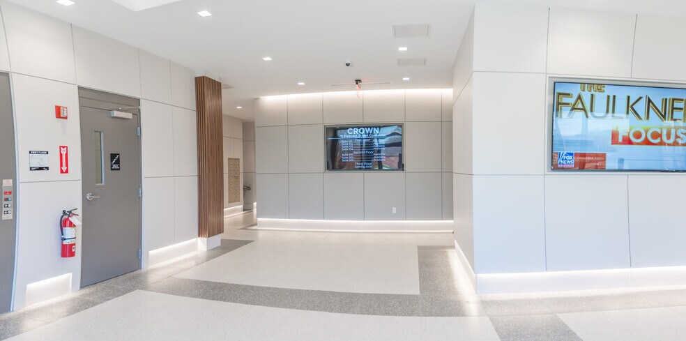 More Photos Of 11 Pleasant Street Connector, Framingham Medical For Lease