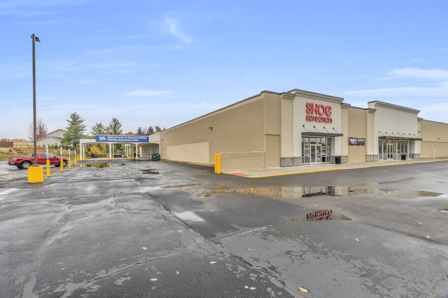 More Photos Of 2901 E Lincoln Way, Sterling Unknown For Lease