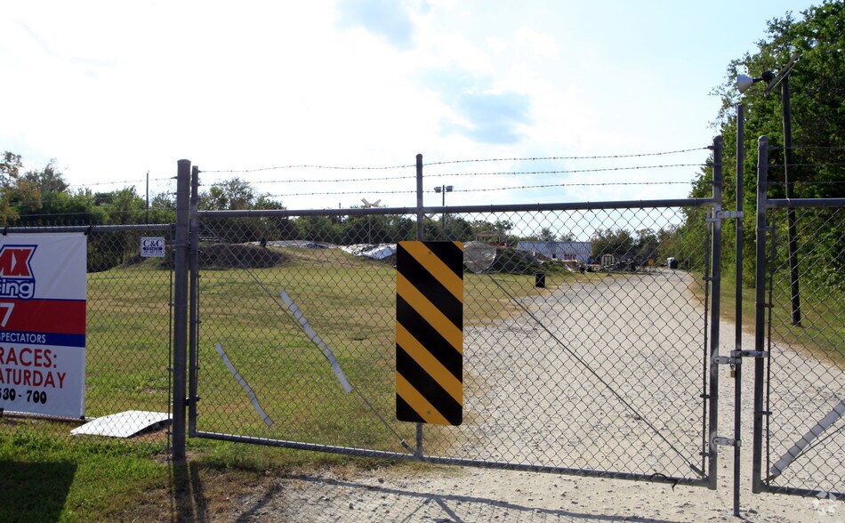 Primary Photo Of 2932 Manvel Rd, Pearland Land For Sale