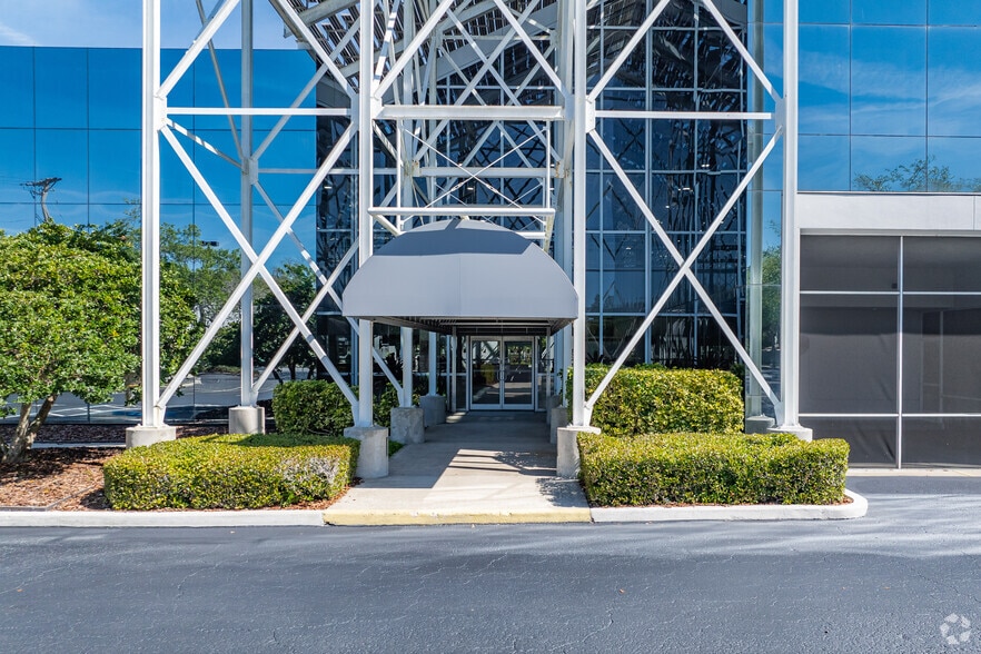 More Photos Of 4406 W Linebaugh Ave, Tampa Office For Sale