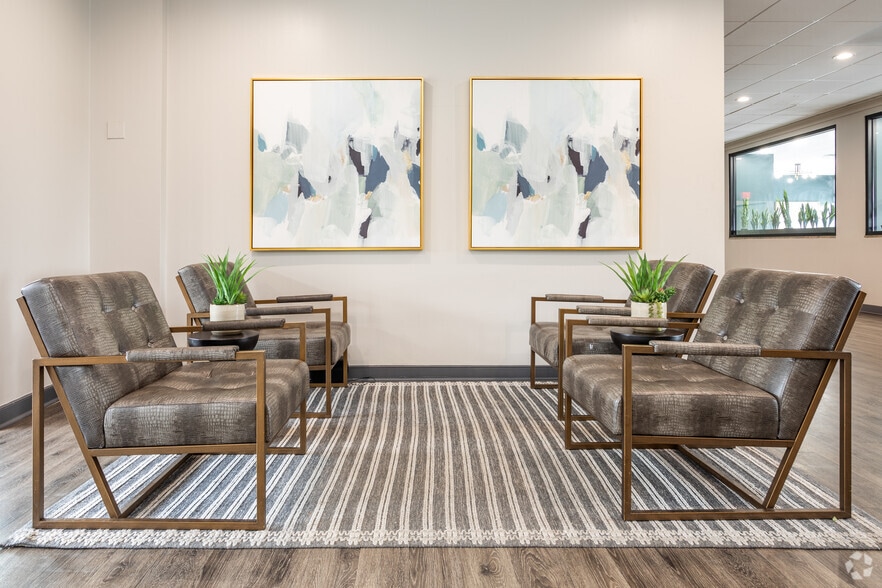 More Photos Of 1111 Park Ave, Baltimore Apartments For Lease