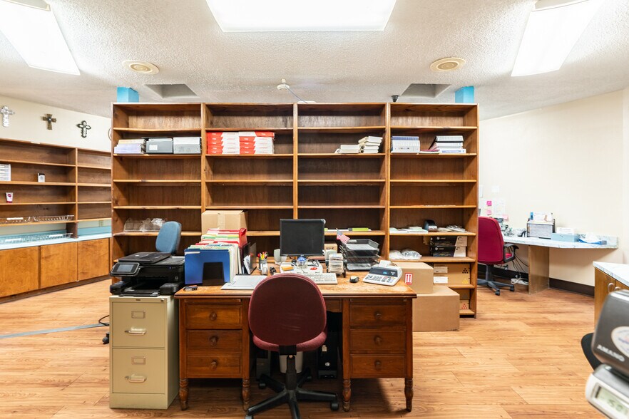 More Photos Of 8506 Wesley St, Greenville Medical For Sale