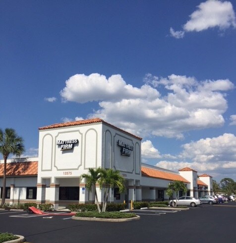 More Photos Of 12575 S Cleveland Ave, Fort Myers Storefront For Lease