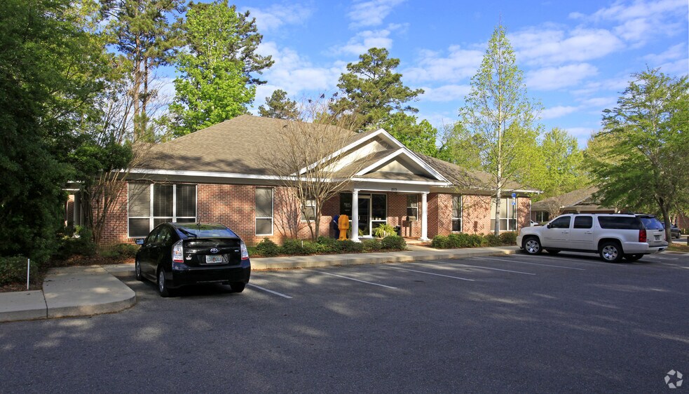 Primary Photo Of 2573 Barrington Cir, Tallahassee Office For Lease
