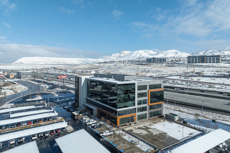 More Photos Of 2901 W Bluegrass Blvd, Lehi Office For Lease