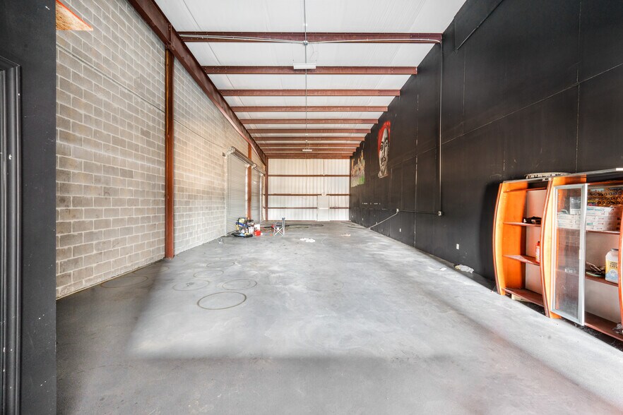 More Photos Of 8463 FM 1464, Richmond Storefront Retail Office For Lease