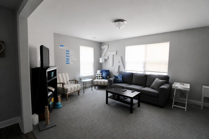 More Photos Of , Norfolk Multifamily For Sale