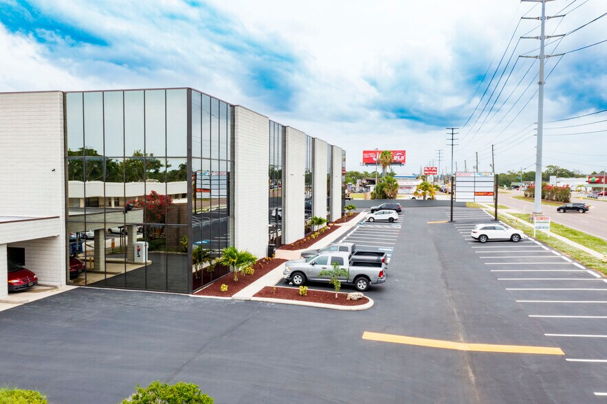 More Photos Of 6709 Ridge Rd, Port Richey Medical For Lease